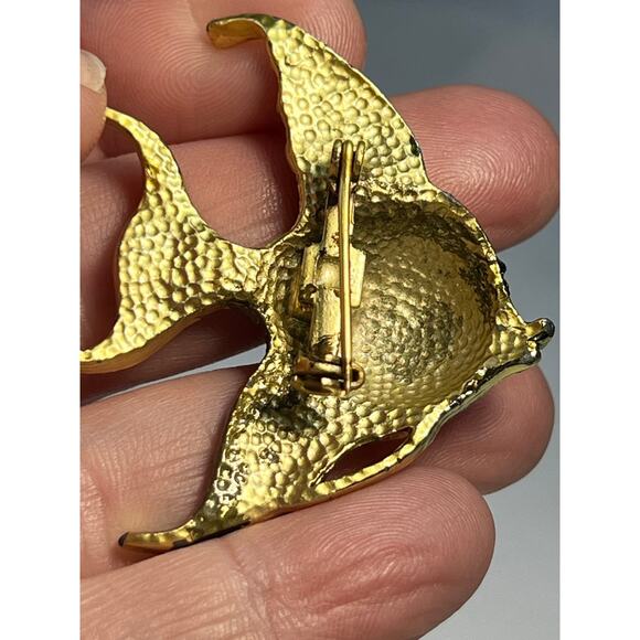 Vintage Jewelry Gold Tone Angelfish Brooch Pin 2.5" - Picture 7 of 16